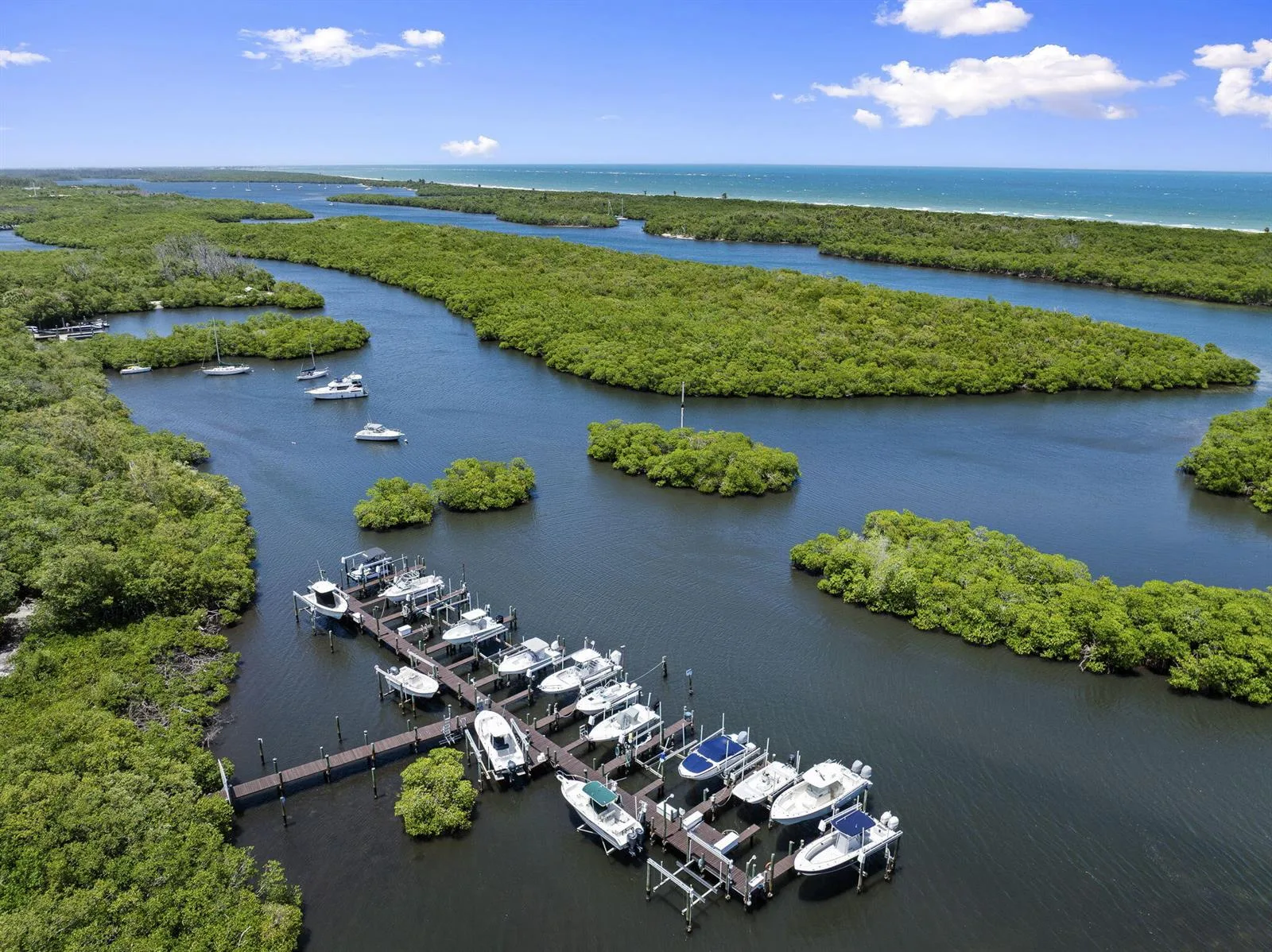 8361 SE Pilots Cove Terrace, Hobe Sound, FL 33455 photo 2