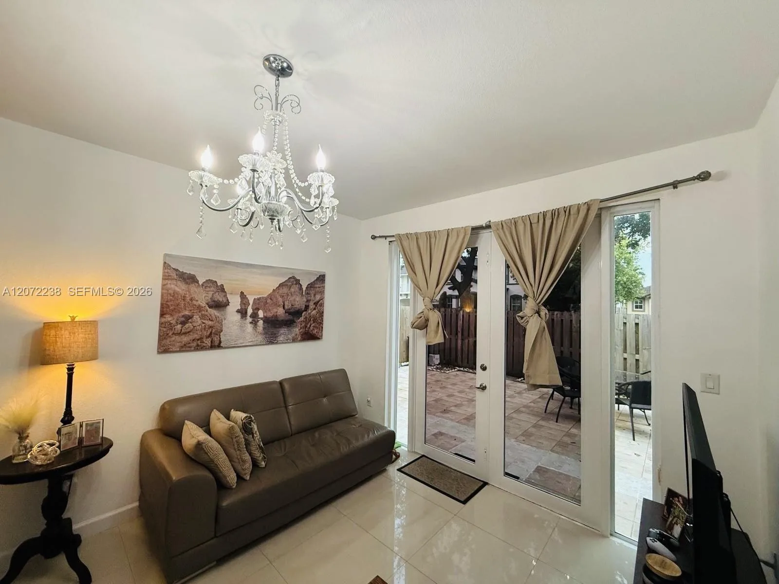 XXXXX SW 8 ST # 12, Miami, FL 33194