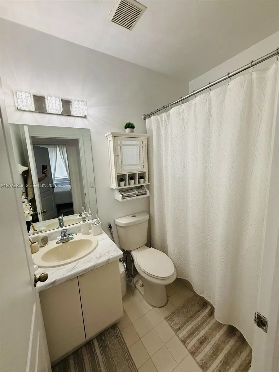 XXXXX SW 8 ST # 12, Miami, FL 33194 photo 4