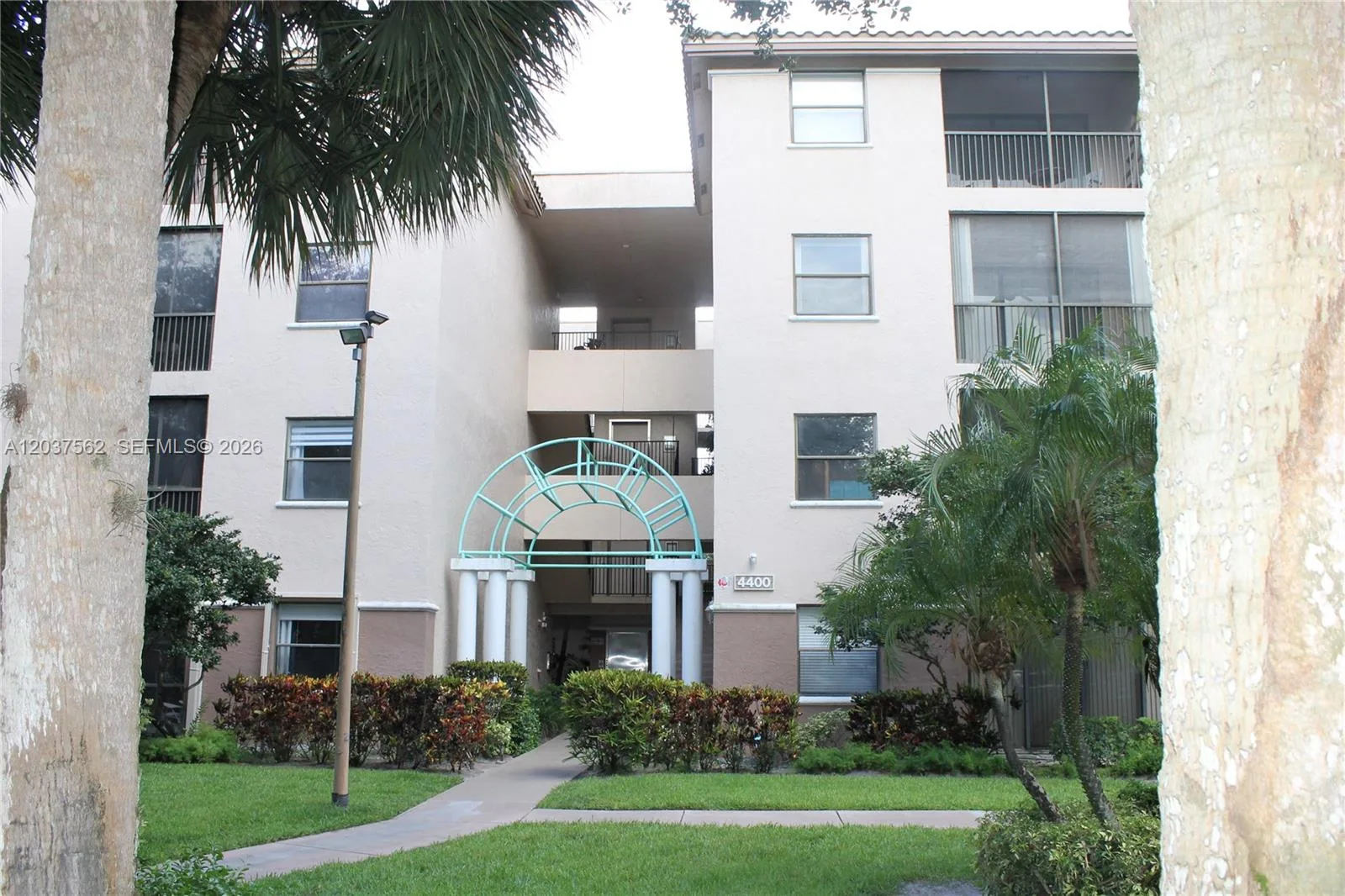 4400 NW 30th St # 326, Coconut Creek, FL 33066