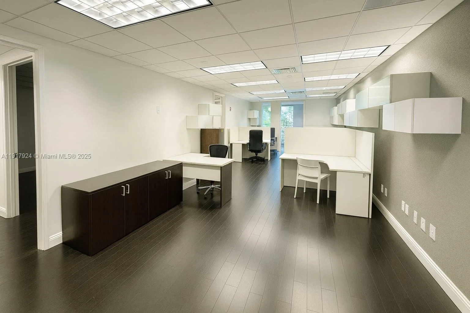 1000 5th St # 303, Miami Beach, FL 33139 photo 4
