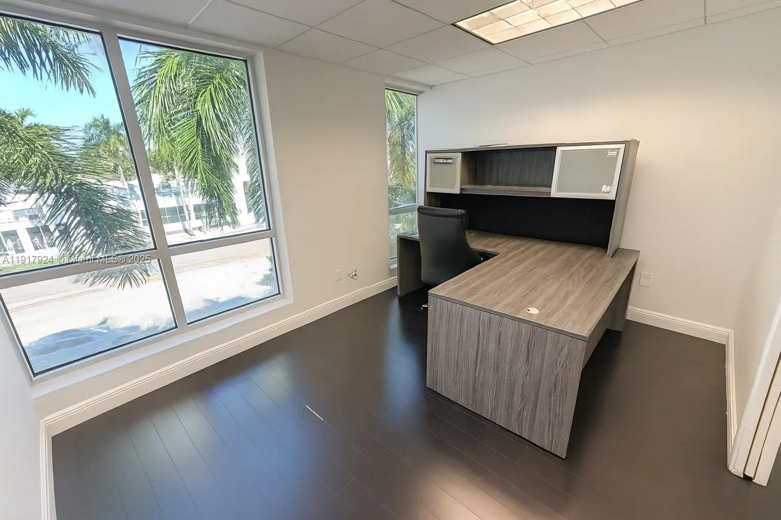 1000 5th St # 303, Miami Beach, FL 33139 photo 5
