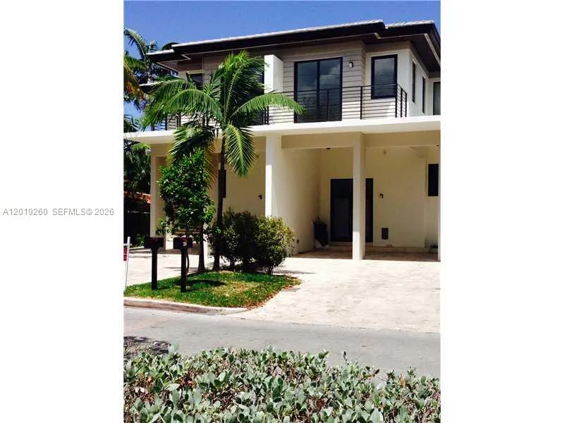 472 FERNWOOD DR # 472, Key Biscayne, FL 33149 photo 2