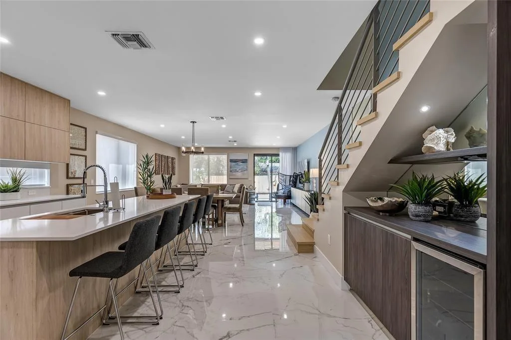811 SW 10th Terrace, Fort Lauderdale, FL 33315 — zdjęcie 5