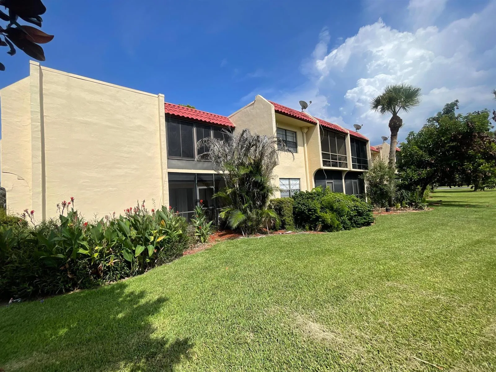 2050 Oleander Boulevard # 4-206, Fort Pierce, FL 34950 photo 4