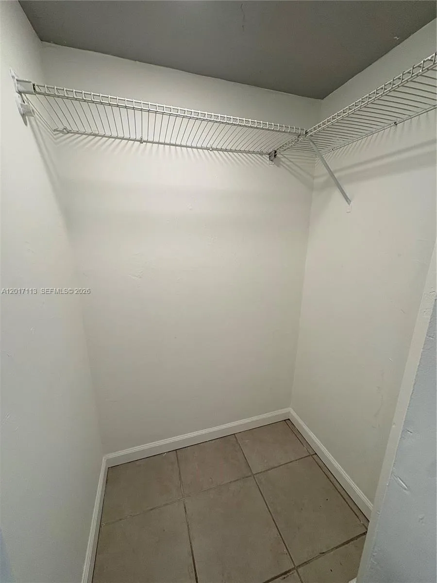 600 NE 36th St # 1515, Miami, FL 33137 photo 11