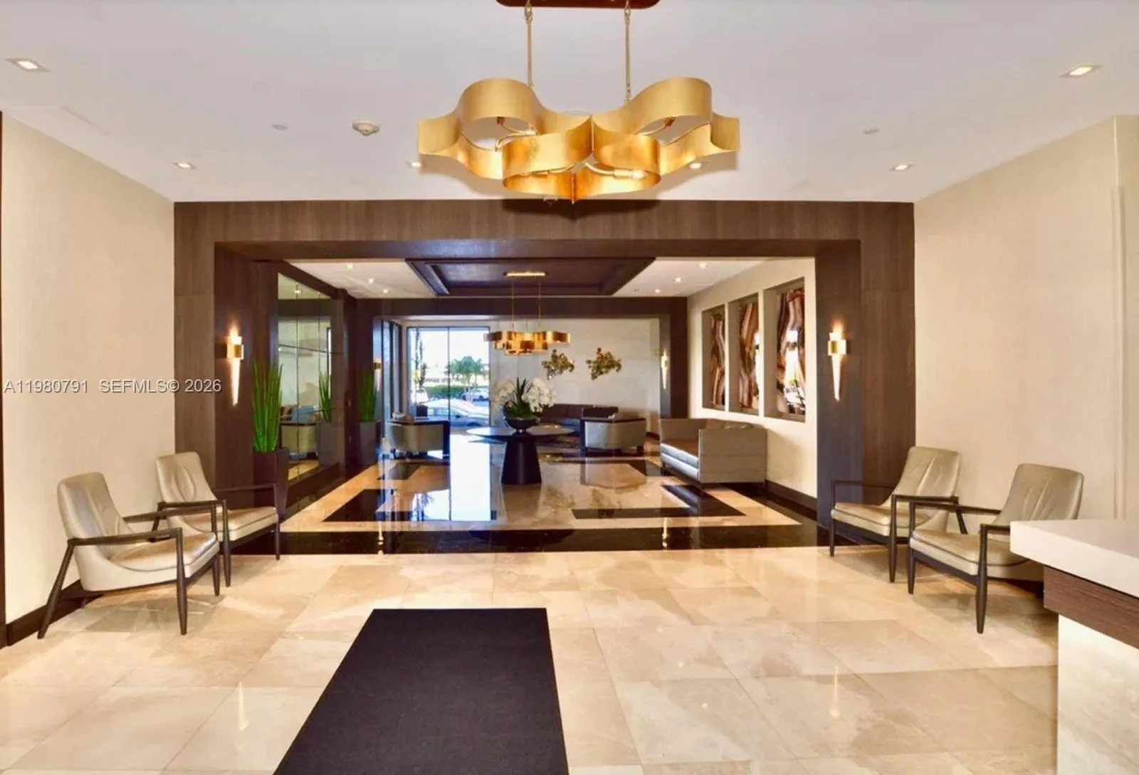 20505 E Country Club Dr # 534, Aventura, FL 33180 photo 4