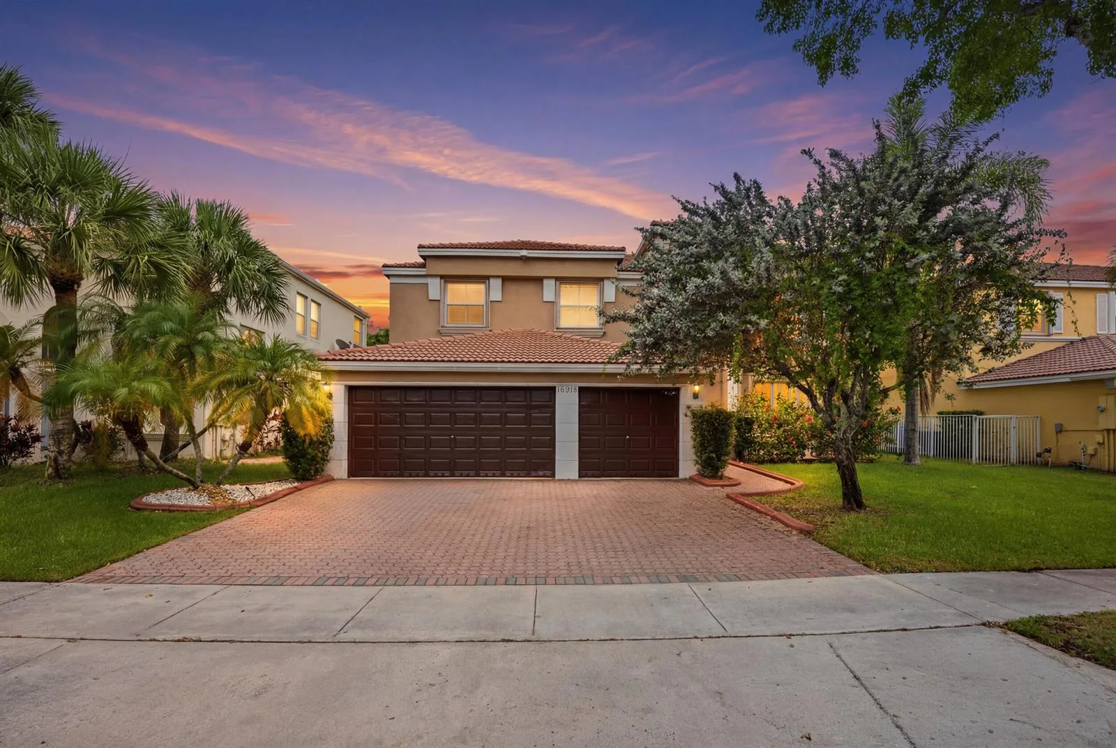 16918 SW 16th Street, Pembroke Pines, FL 33027