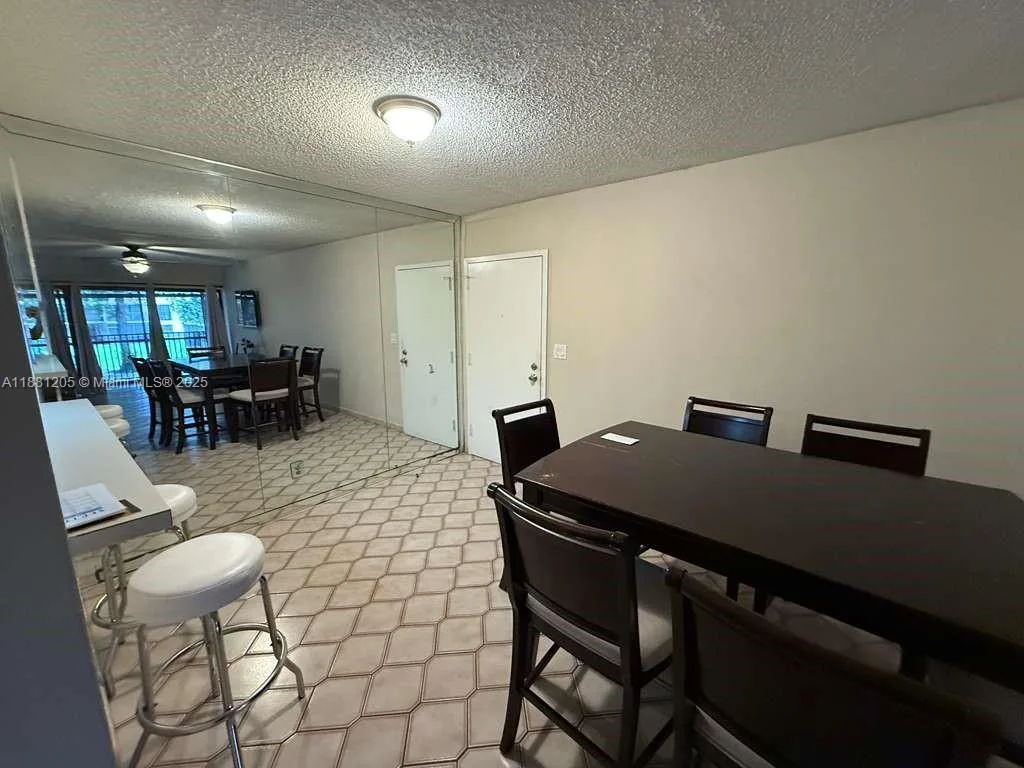 5915 Washington St # 116, Hollywood, FL 33023 photo 4