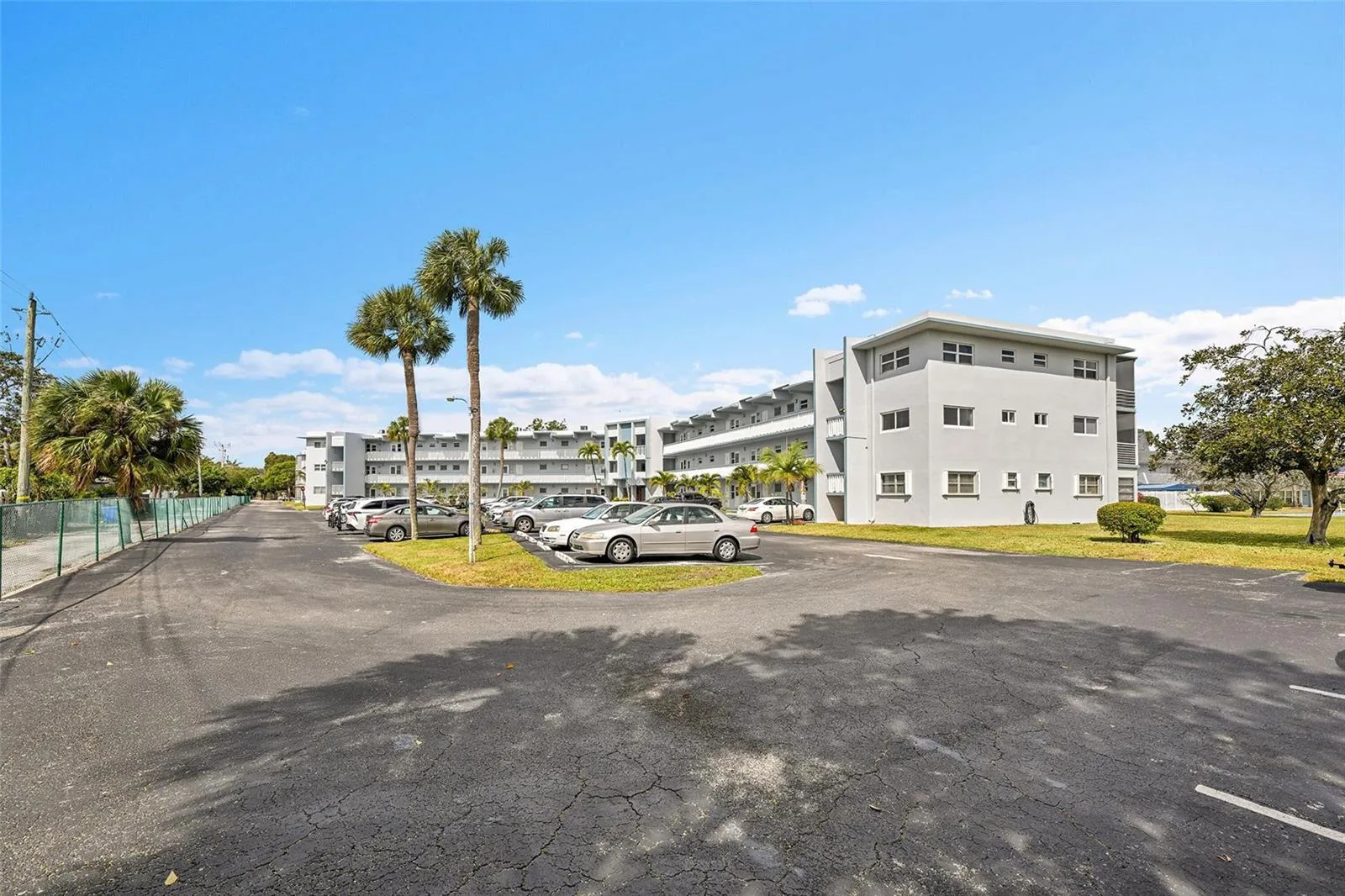 2223 Park Lane # 302, Hollywood, FL 33021 photo 3