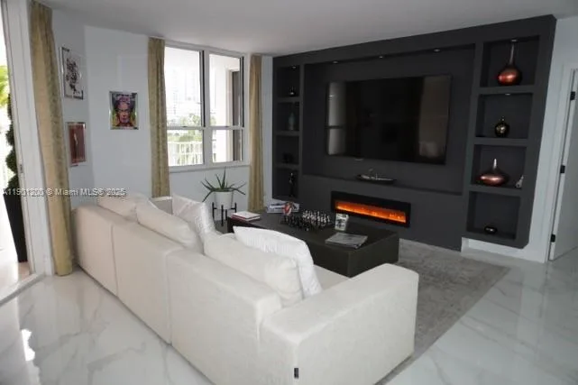 701 Brickell Key Blvd # 412, Miami, FL 33131 photo 2