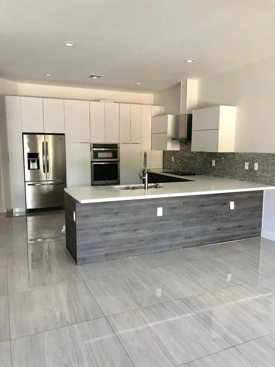 2728 TREASURE COVE Circle # 2728, Dania Beach, FL 33312