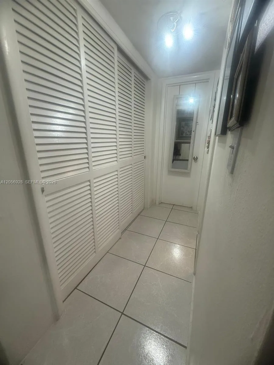 1540 NE 191st St # 140, Miami, FL 33179 photo 2