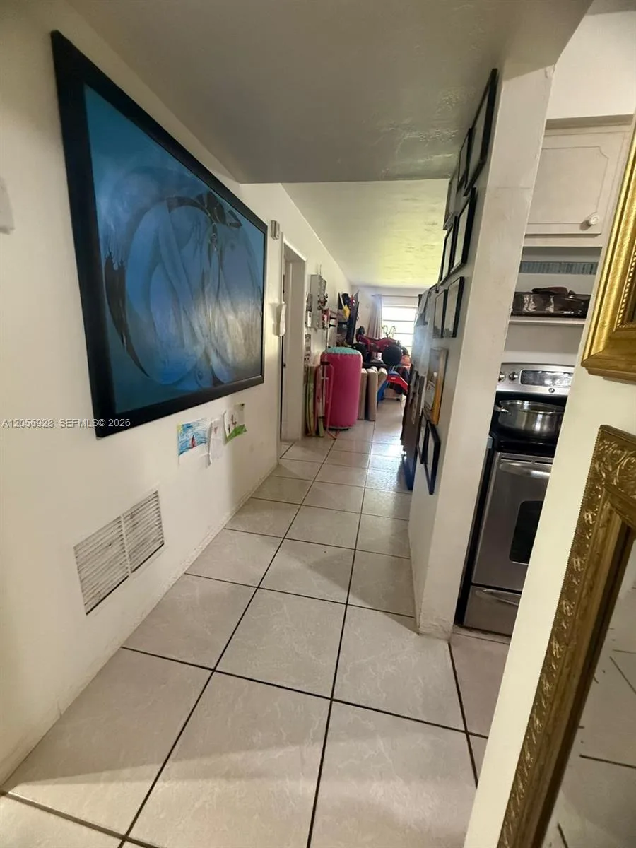 1540 NE 191st St # 140, Miami, FL 33179 photo 3