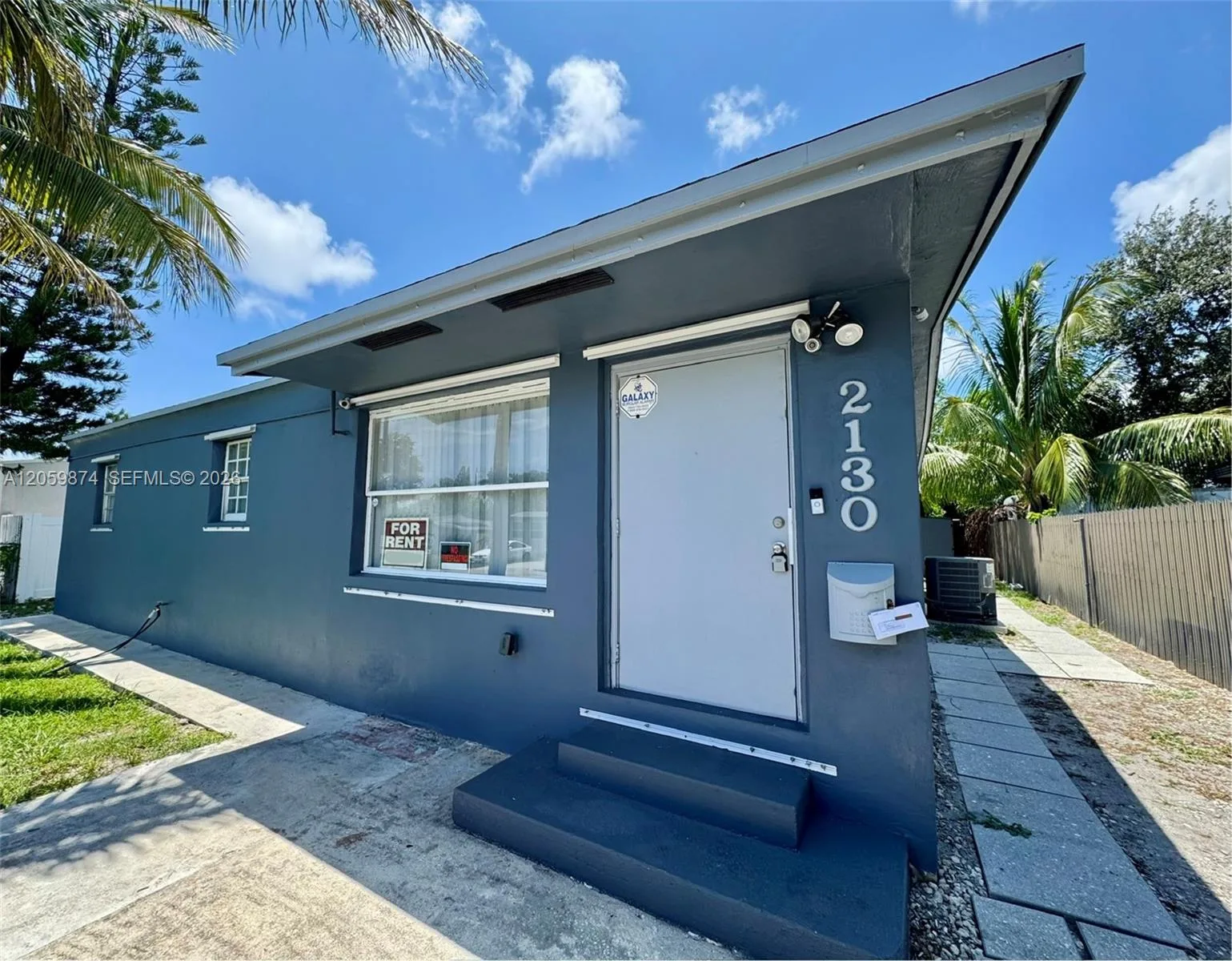 2130 Plunkett Ct, Hollywood, FL 33020