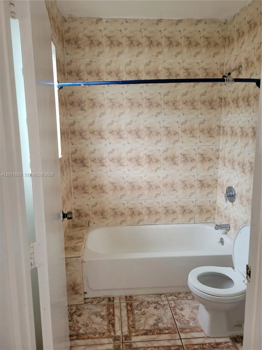 14815 NE 8th Ct # 1, Miami, FL 33161 photo 2