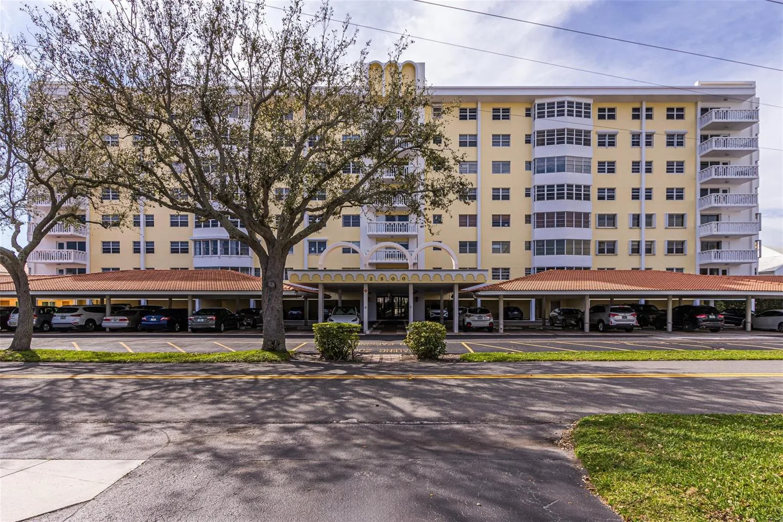 2500 NE 48th Lane # 609, Fort Lauderdale, FL 33308