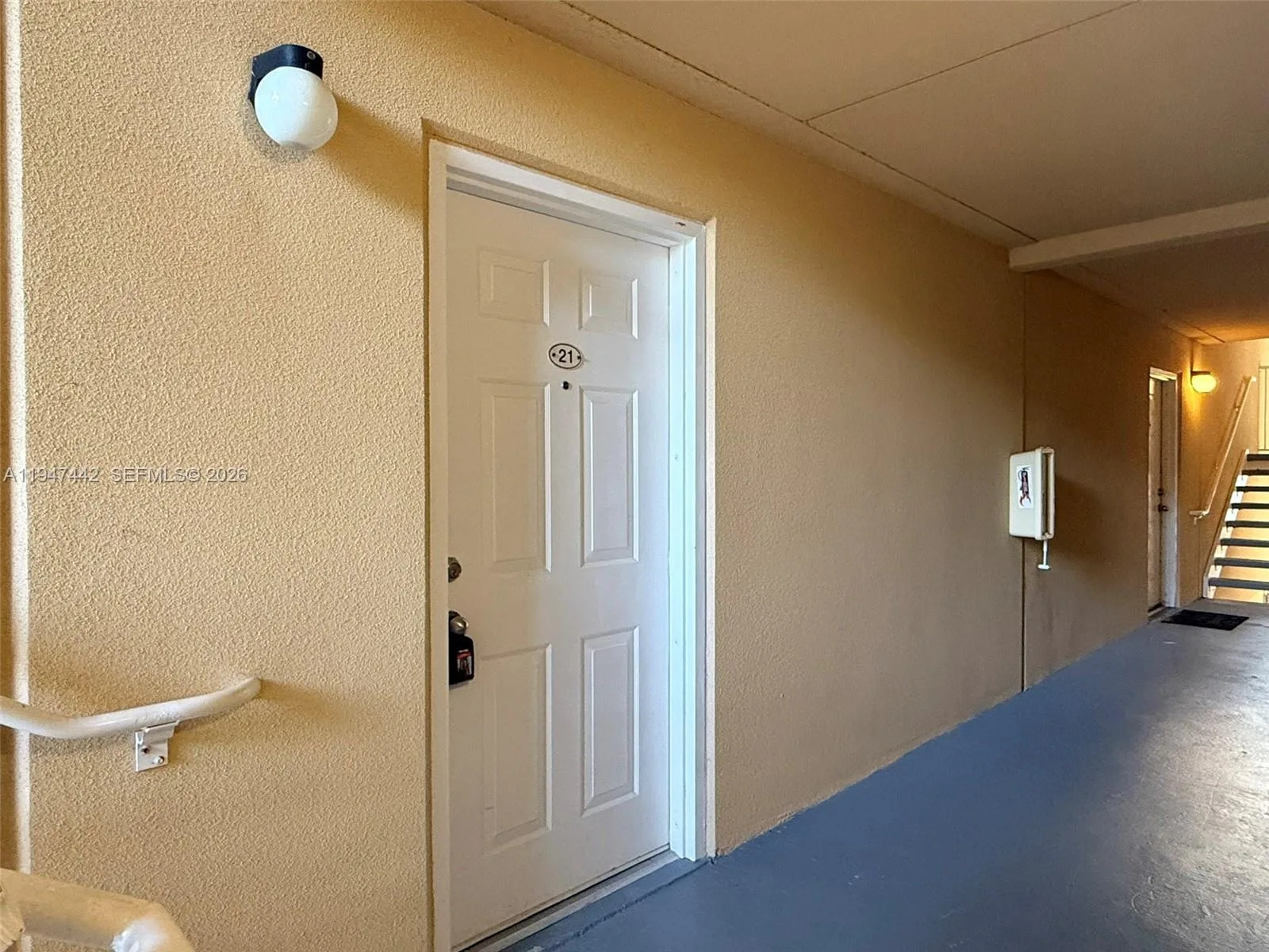 9907 Westwood Dr # 21-2, Tamarac, FL 33321 photo 2