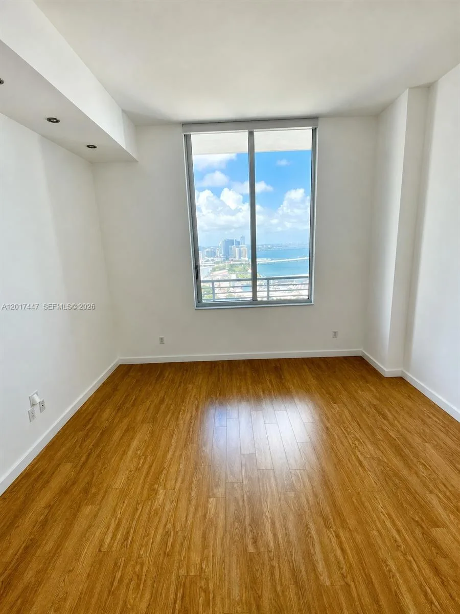 325 S Biscayne Blvd # UPH24, Miami, FL 33131 photo 10
