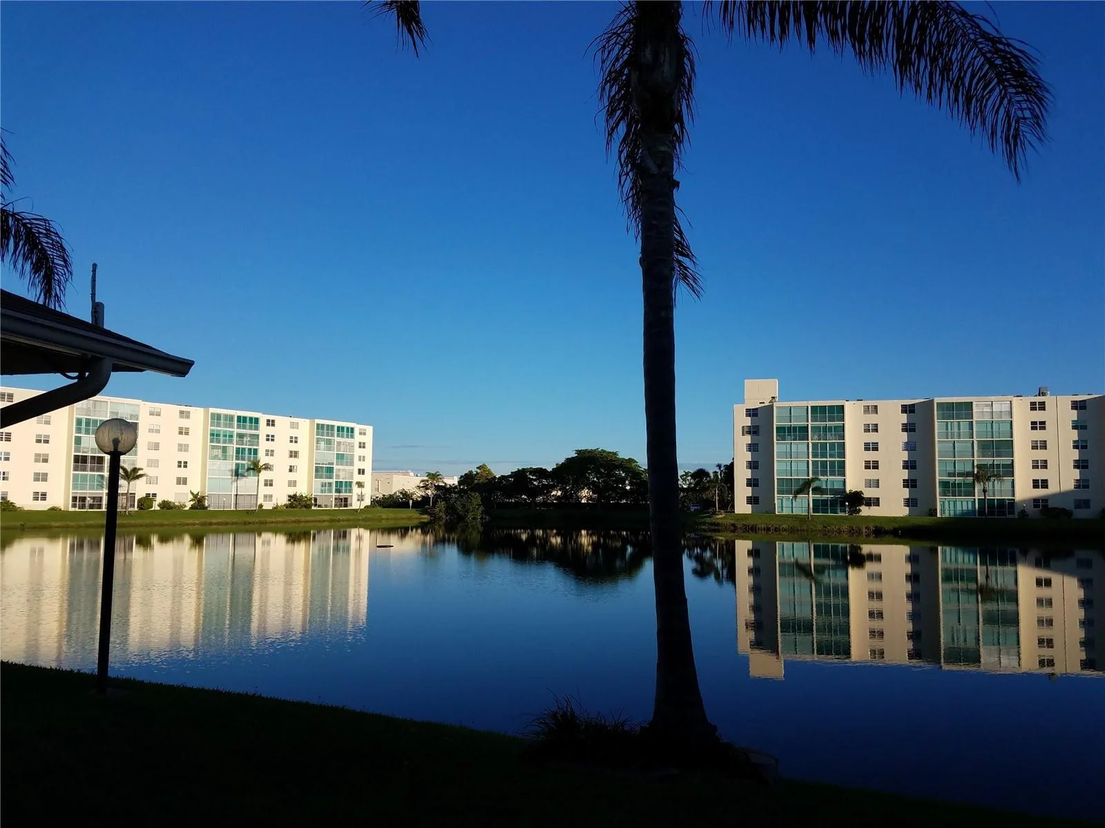121 SE 3rd Avenue # 106, Dania Beach, FL 33004