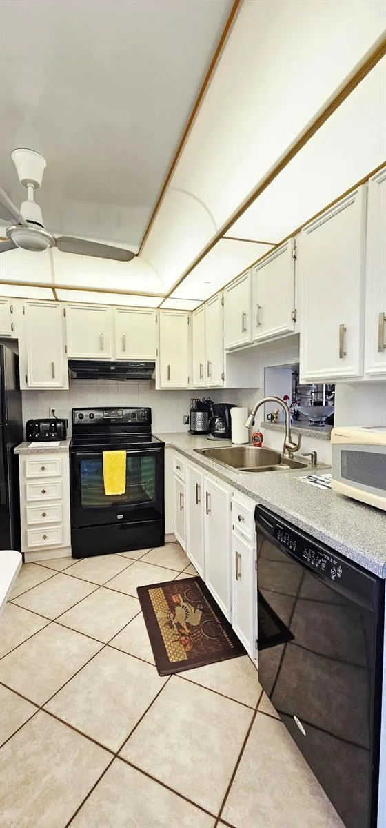 121 SE 3rd Avenue # 106, Dania Beach, FL 33004 photo 2