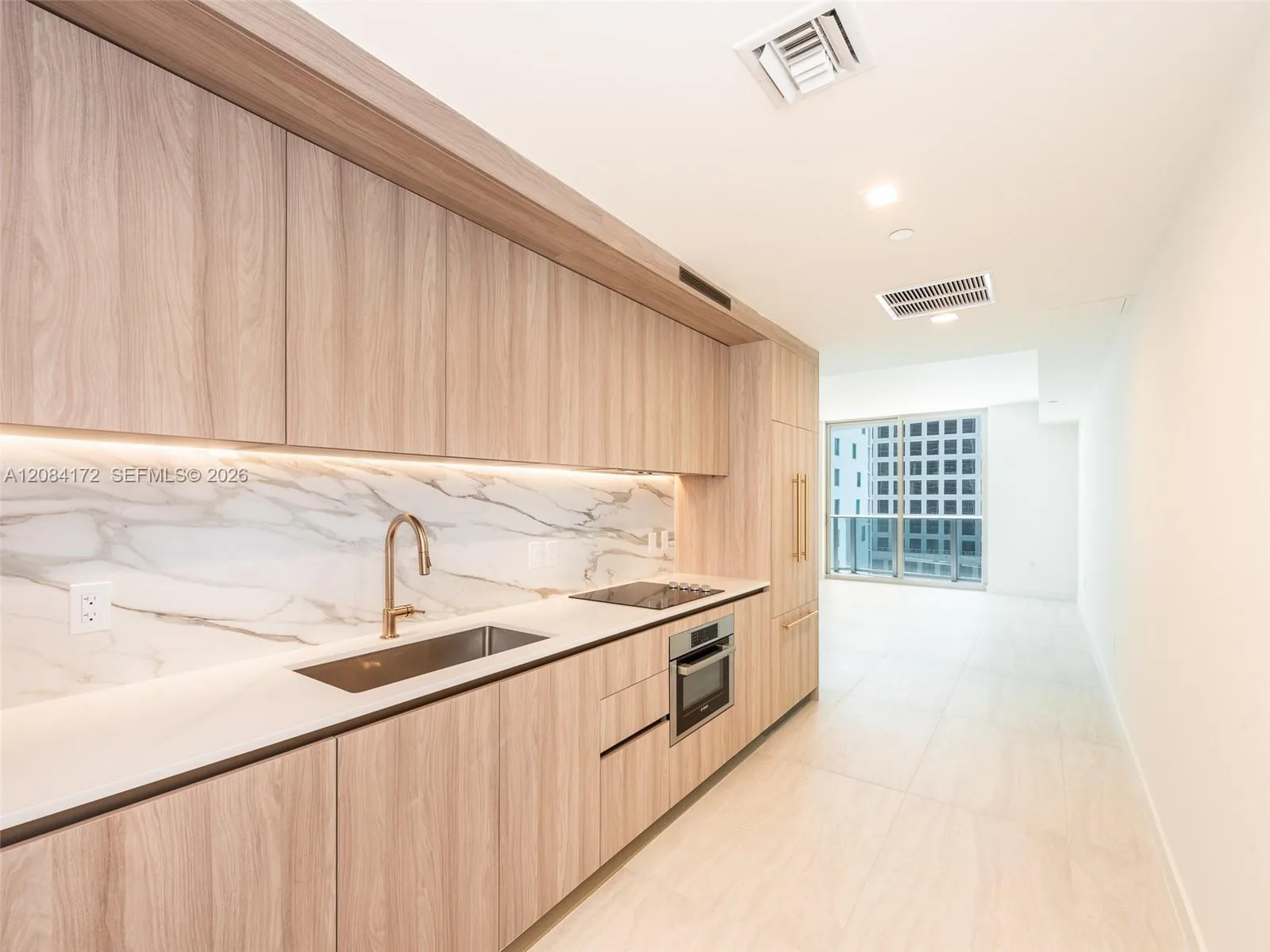 77 SE 5th St # 1714, Miami, FL 33131