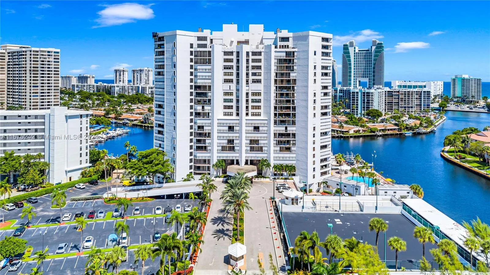 300 Three Islands Blvd # 815, Hallandale Beach, FL 33009