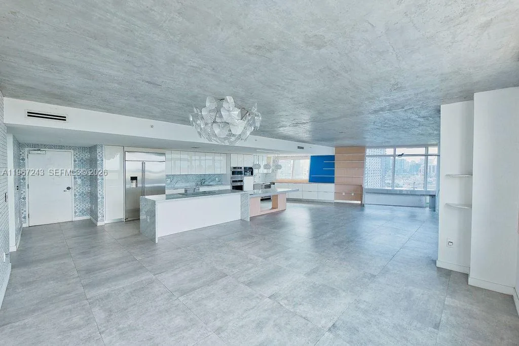 3250 NE 1st Ave # 1115, Miami, FL 33137 photo 2