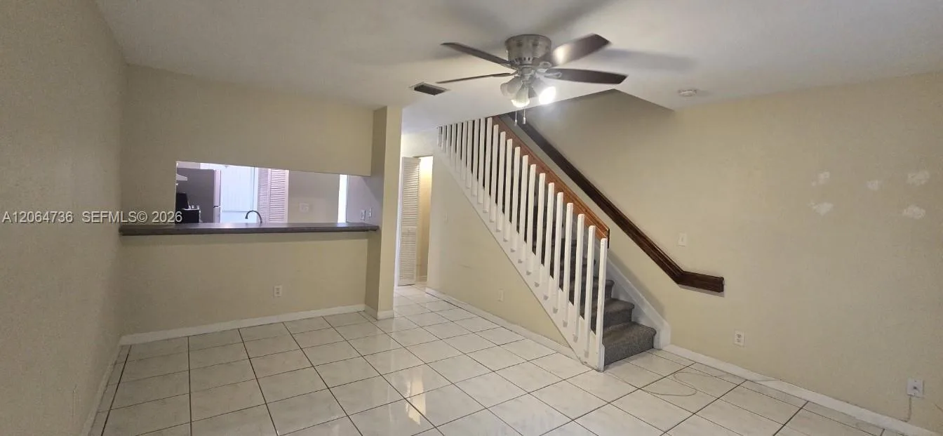 9092 NW 40th St # 4, Coral Springs, FL 33065