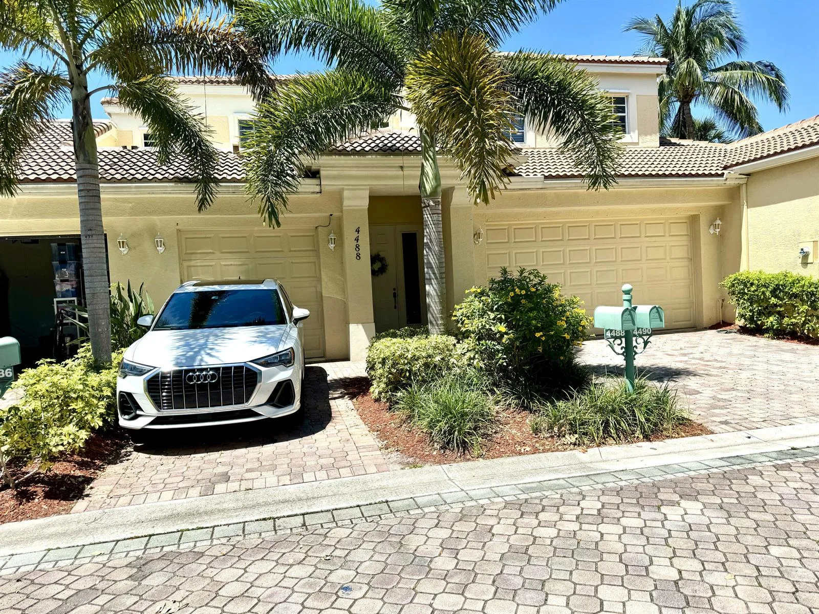 4488 Hickory Drive, Palm Beach Gardens, FL 33418