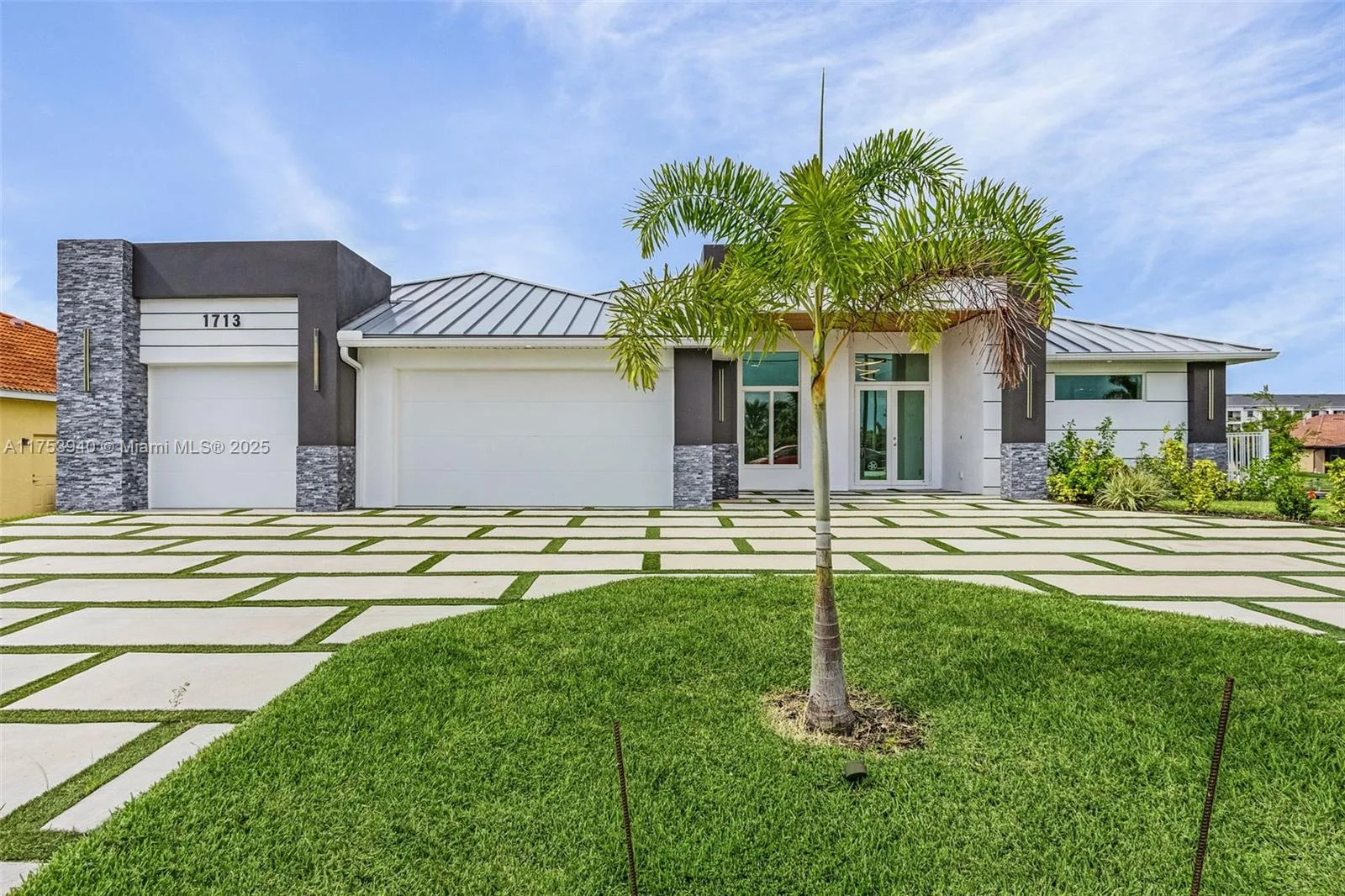1713 Savona Pkwy W, Cape Coral, FL 33914 photo 4