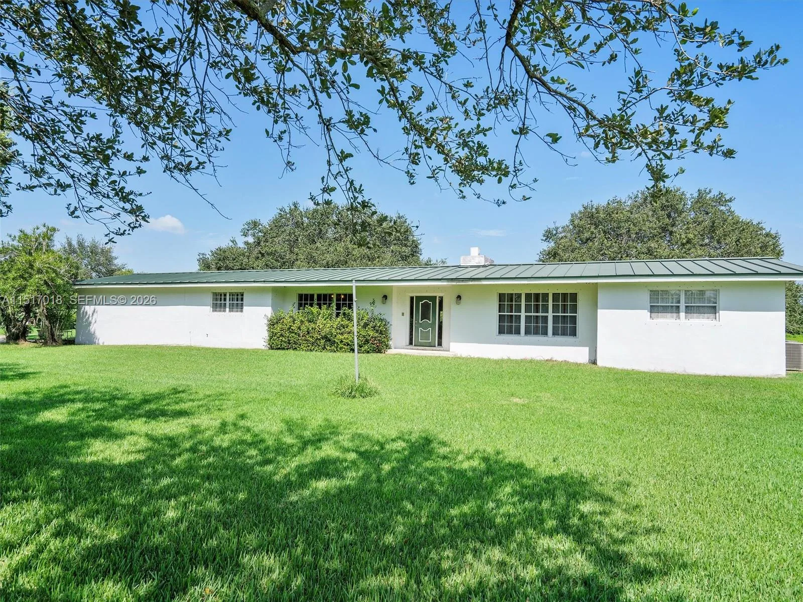5901 SW 160th Ave, Southwest Ranches, FL 33331 photo 2