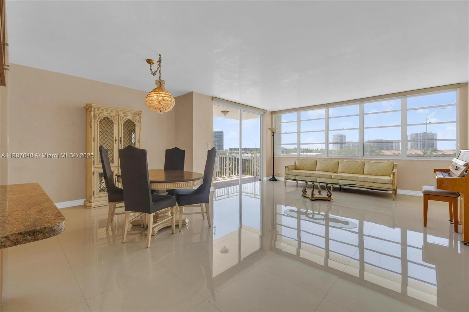 1801 S Ocean Dr # 538, Hallandale Beach, FL 33009 photo 2