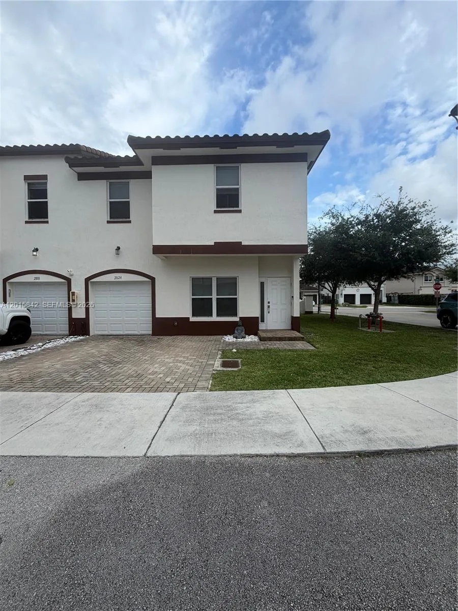 2824 SW 145th Ct # 2824, Miami, FL 33175 photo 2