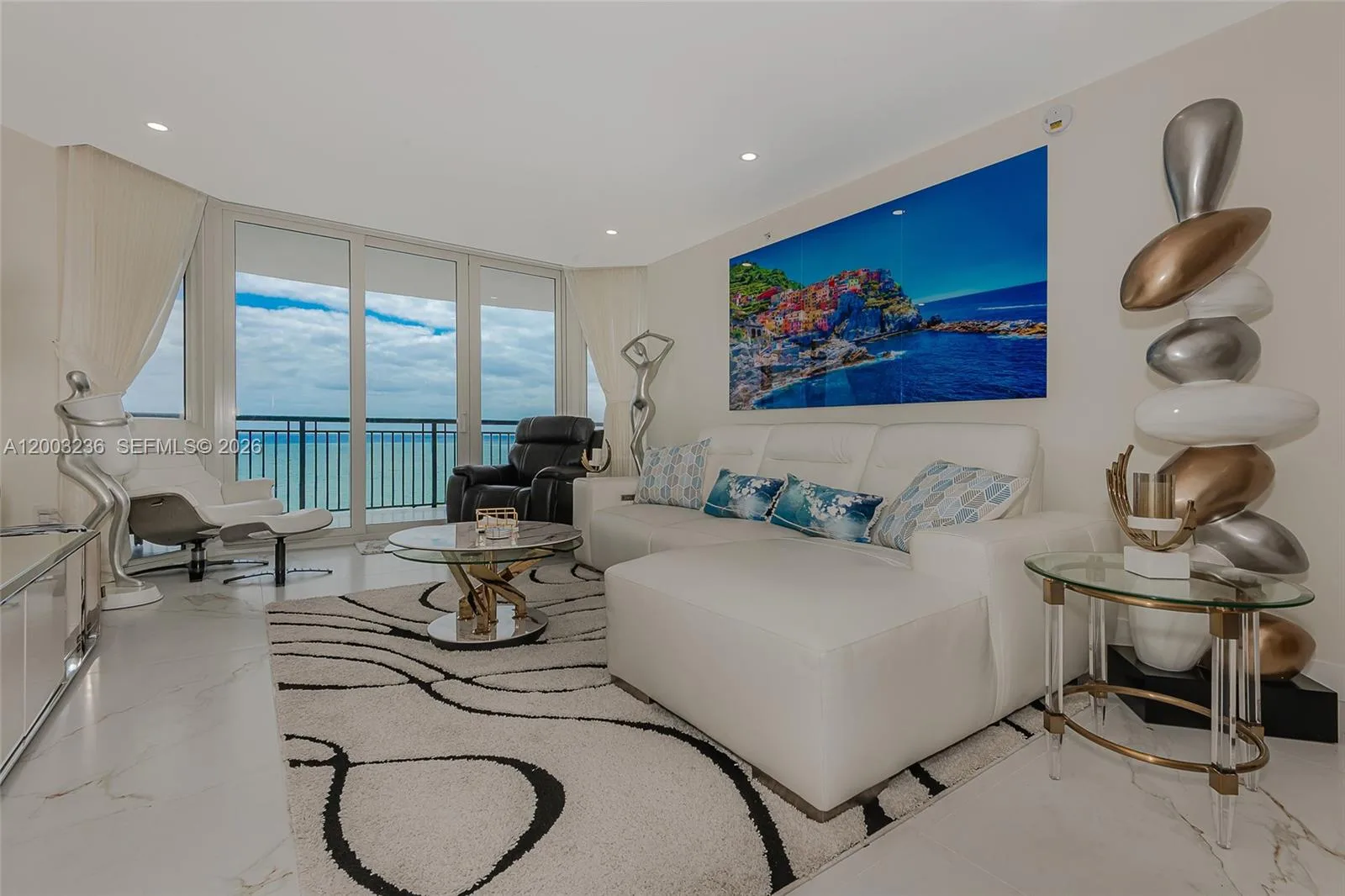 17375 Collins Ave # 1601, Sunny Isles Beach, FL 33160 photo 2