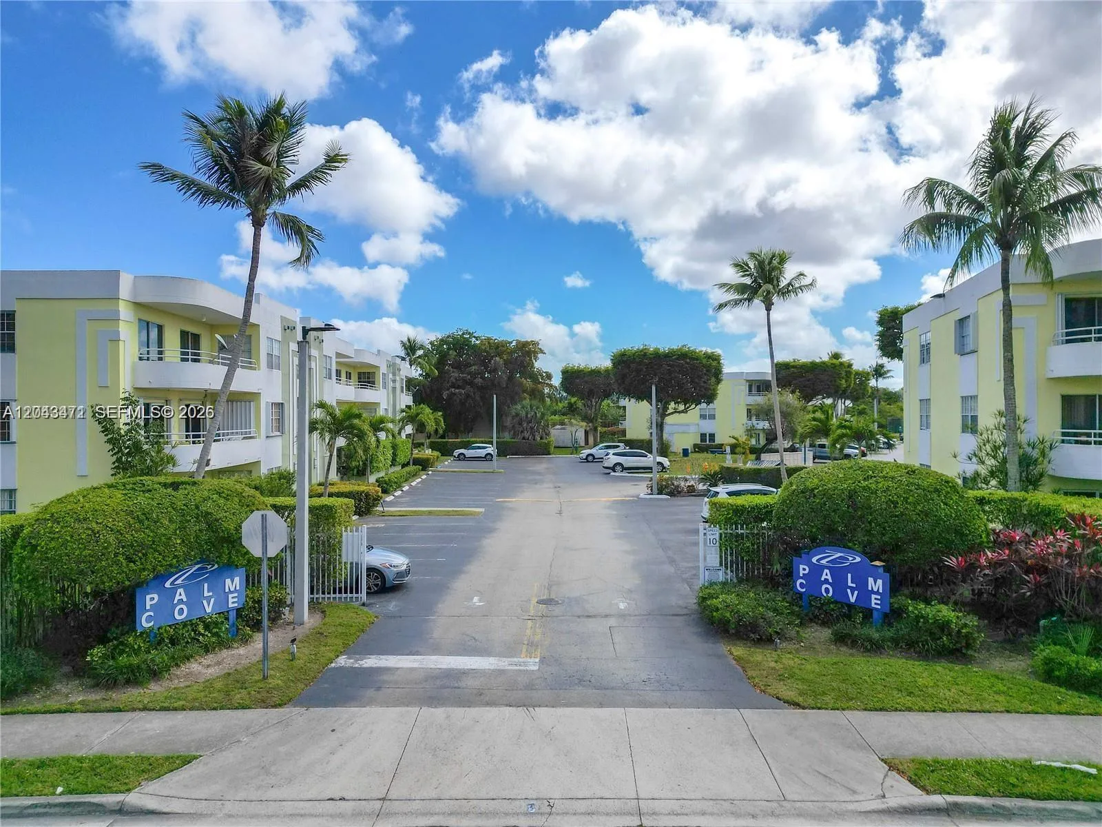 10755 SW 108th Ave # 105, Miami, FL 33176