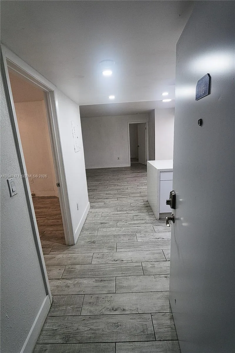 10755 SW 108th Ave # 105, Miami, FL 33176 photo 4