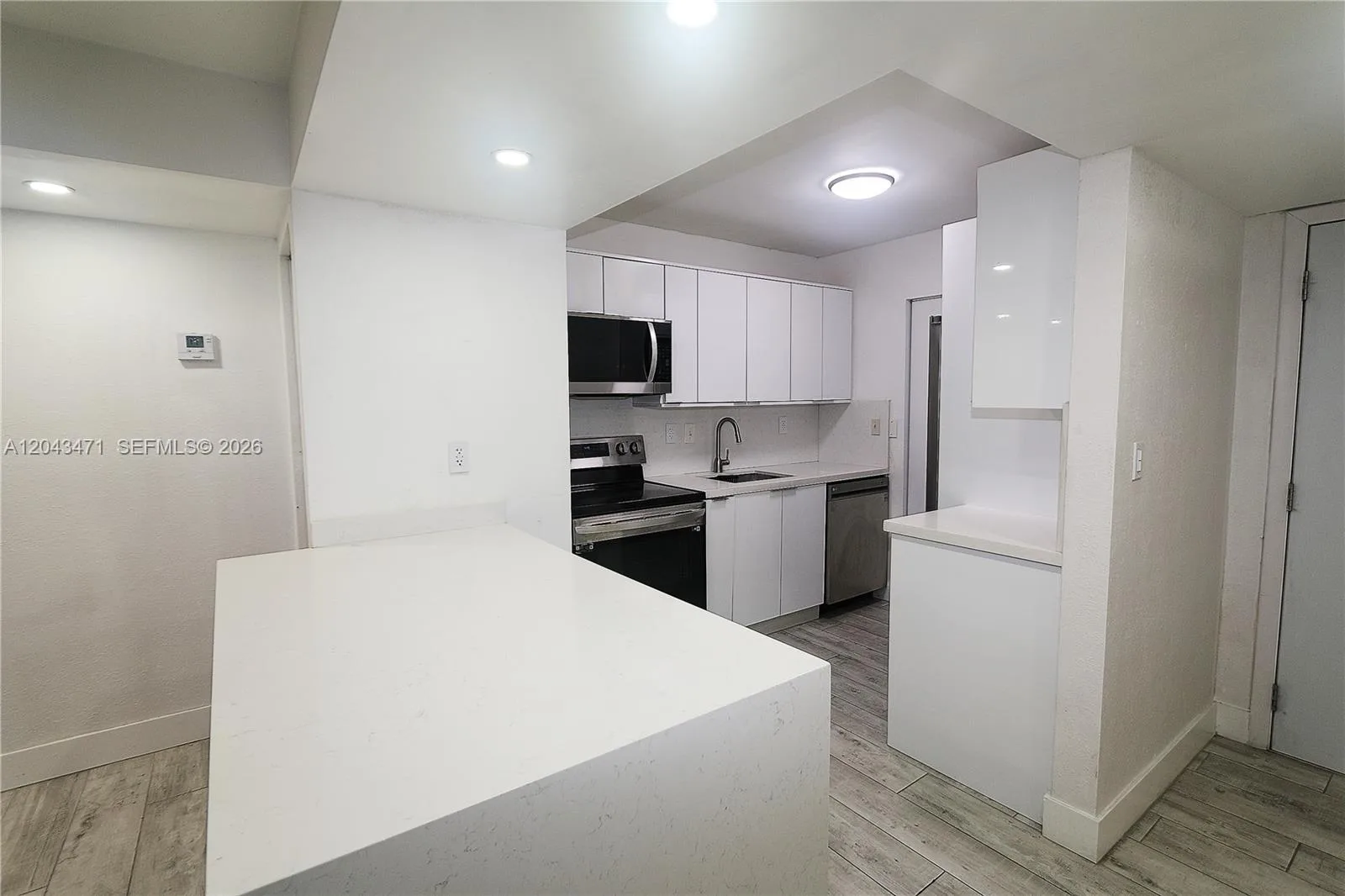 10755 SW 108th Ave # 105, Miami, FL 33176 photo 5