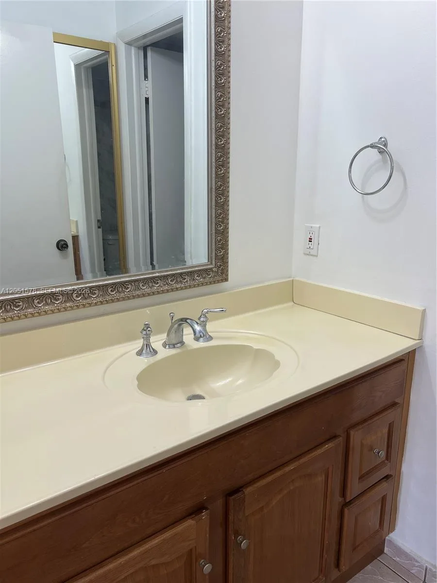 295 NW 72nd Ave # 306, Miami, FL 33126 photo 5