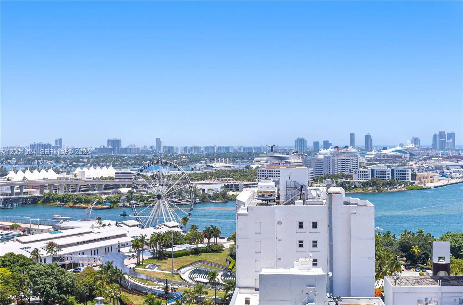 133 NE 2nd Ave # 2101, Miami, FL 33132 photo 4