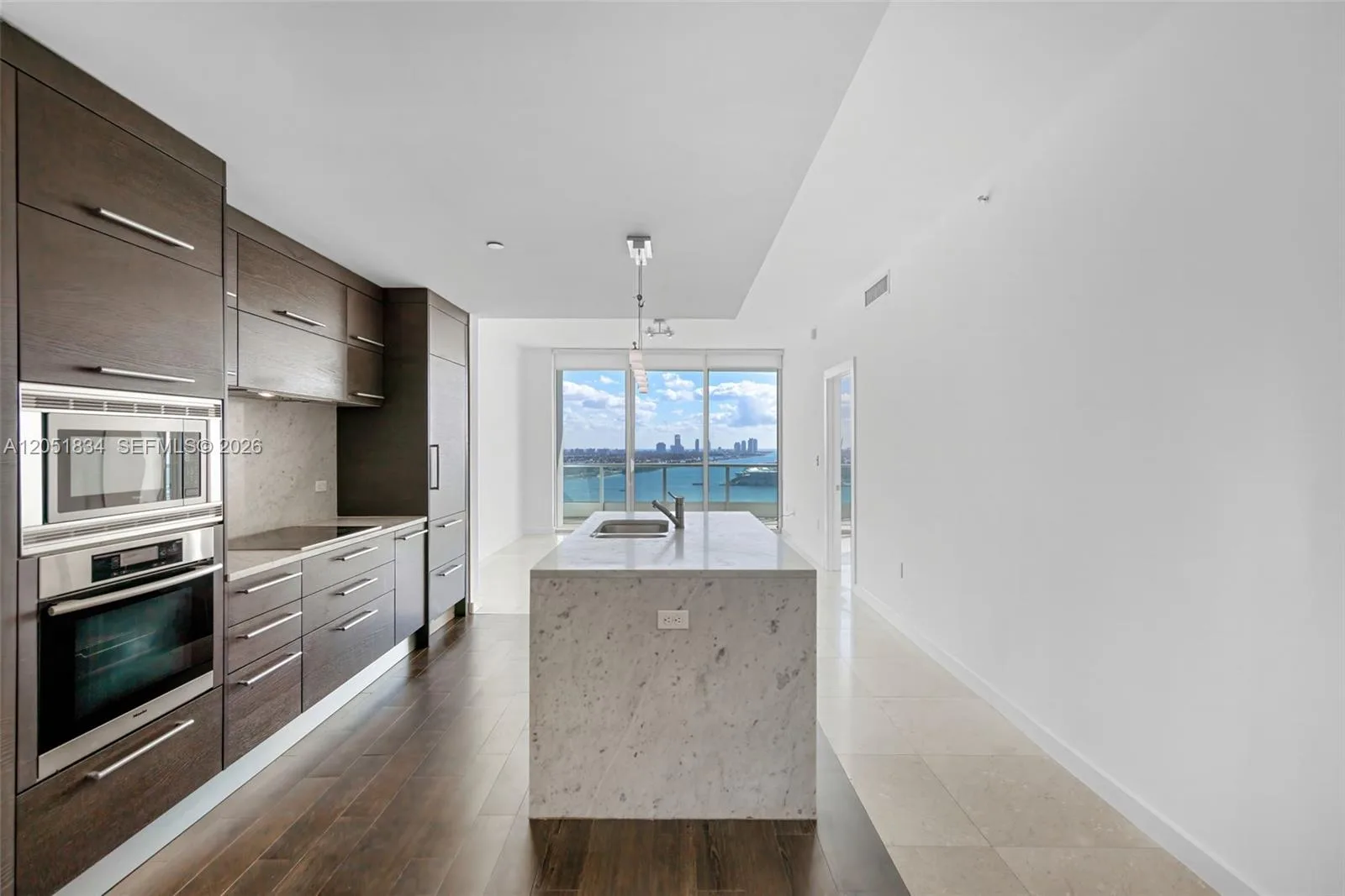 900 Biscayne Blvd # 2404, Miami, FL 33132 photo 2
