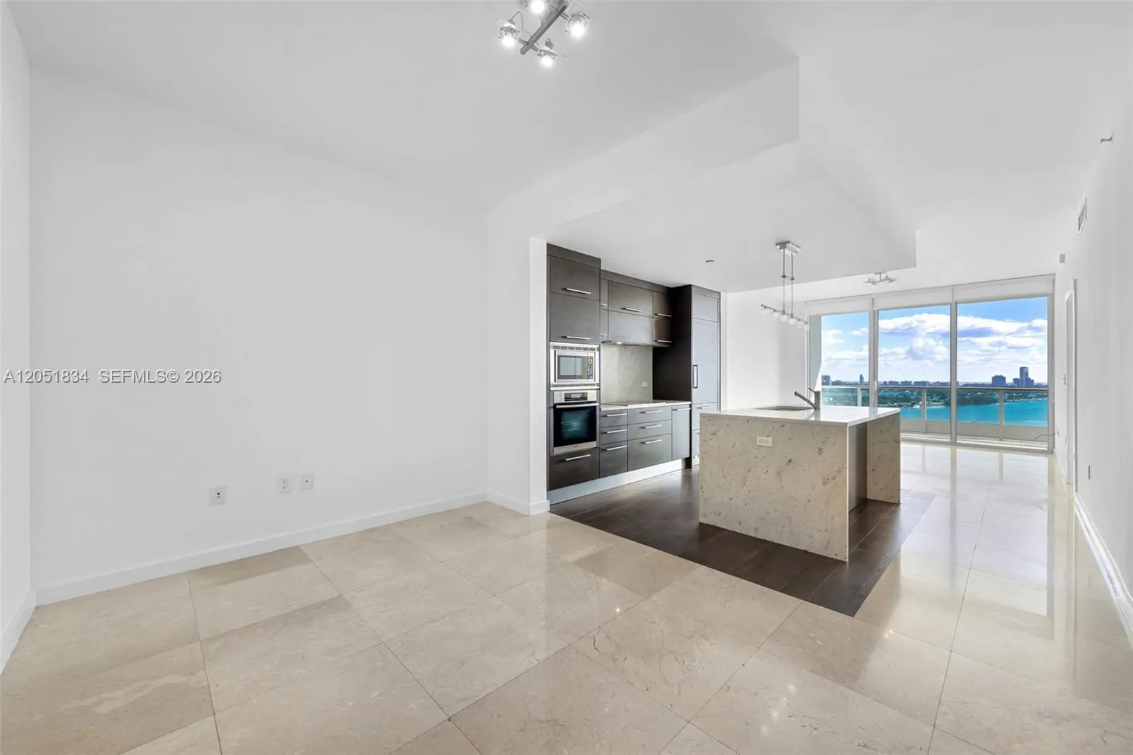 900 Biscayne Blvd # 2404, Miami, FL 33132 photo 5