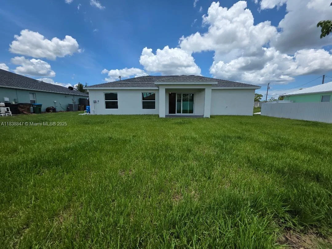 408 NW 31 St PL # 0, Cape Coral, FL 33993