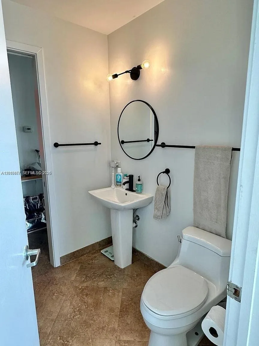 3470 E Coast Ave # H1805, Miami, FL 33137 photo 11