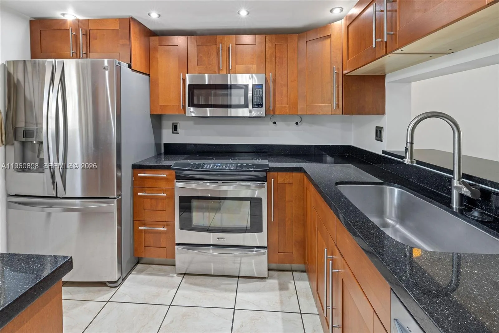 10835 SW 112th Ave # 305, Miami, FL 33176