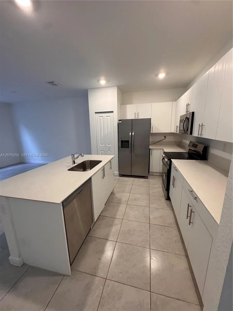 194 SE 10th Ct, Florida City, FL 33034 photo 7
