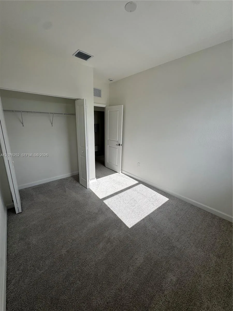 194 SE 10th Ct, Florida City, FL 33034 photo 9