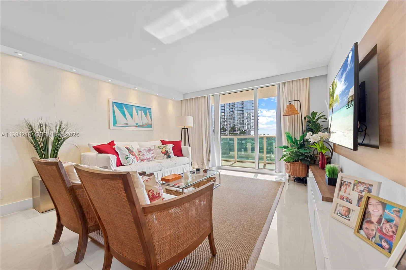 100 Bayview Dr # 507, Sunny Isles Beach, FL 33160 photo 3