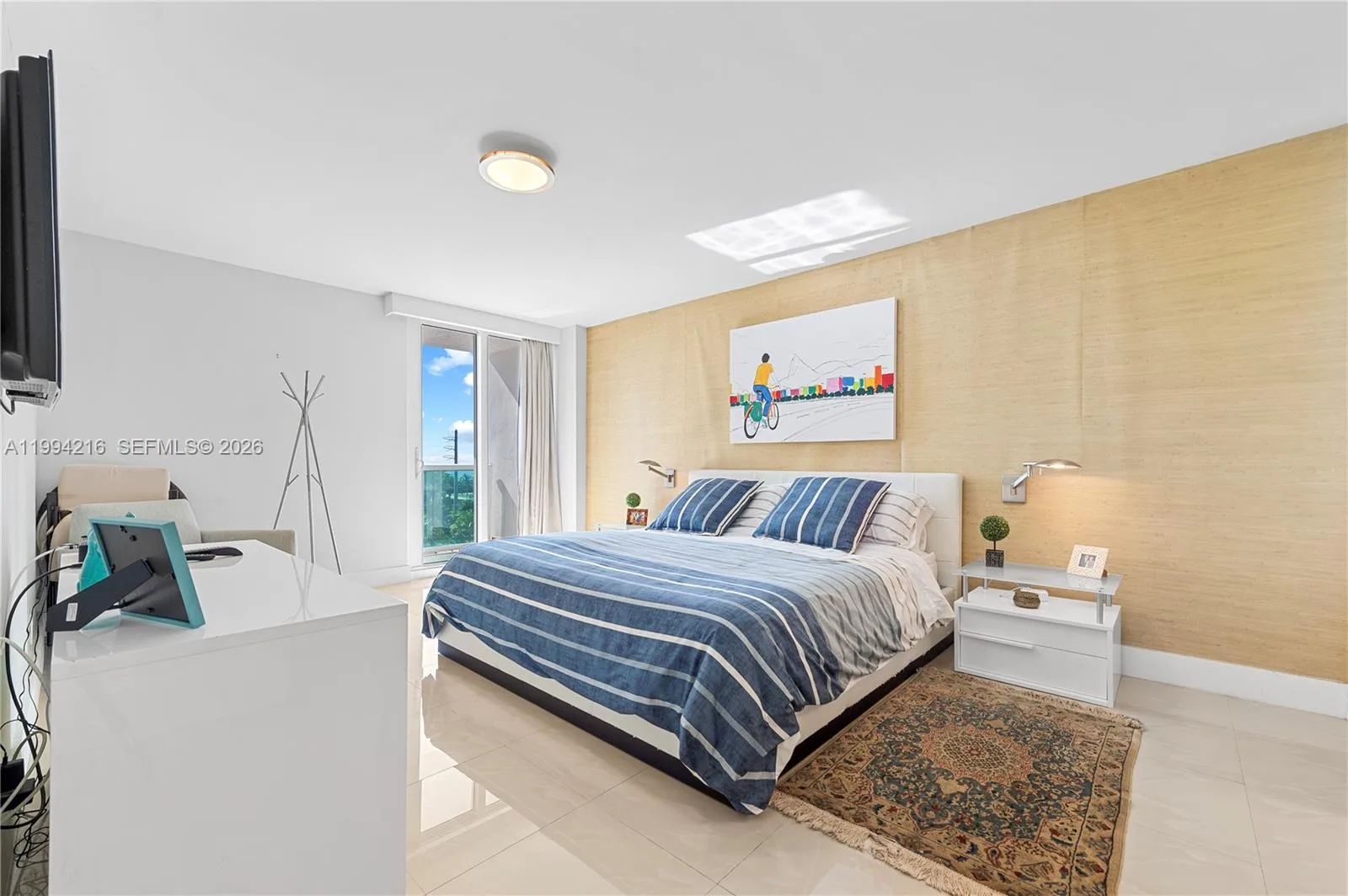 100 Bayview Dr # 507, Sunny Isles Beach, FL 33160 photo 4