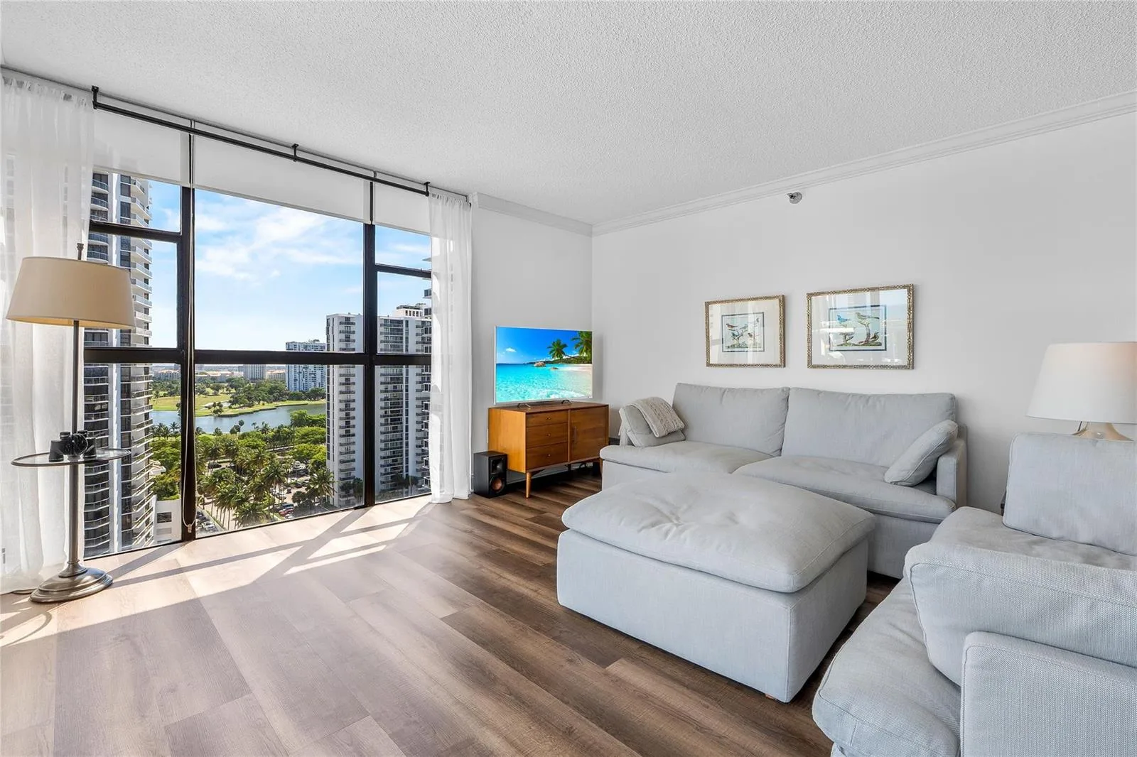 20515 E Country Club Drive # 1848, Miami, FL 33180 photo 2